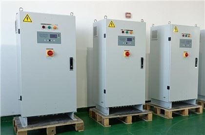 Solarni potenciostat